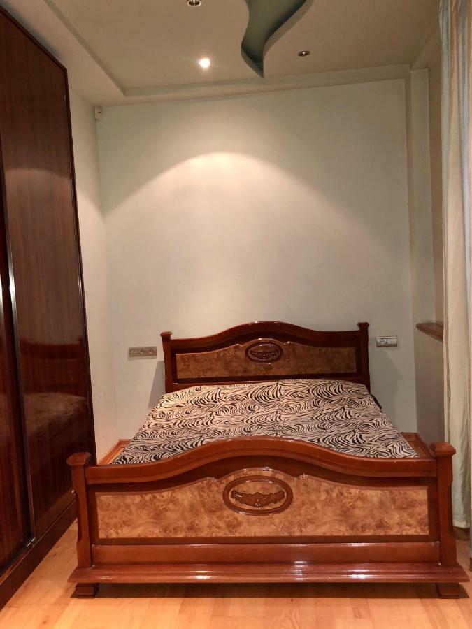 Luxury Tumanyan Apartment Erevan Exterior foto